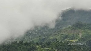 বৈরি আবহাওয়ায় পাহাড়ে মোবাইল নেটওয়ার্ক ও ইন্টারনেট বিভ্রাটে ভোগান্তি