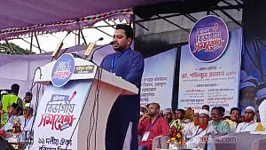 প্রধানমন্ত্রীর মুখে মধু, অন্তরে ছলনা: নাহিদ ইসলাম