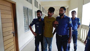 মৃত্যুর গুজবে থানায় হামলা-ভাঙচুর, সেই রিয়াজ চুরি মামলায় জেলে