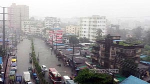 চট্টগ্রামে রেকর্ড ৩৮৬ মিলিমিটার বৃষ্টিপাত, চলবে আরো কয়েকদিন