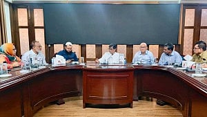 বন্যাকবলিত এলাকায় ক্ষুরা রোগের টিকা ১৫ দিনের মধ্যে: কৃষিমন্ত্রী