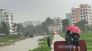 পানি ওঠা ঠেকাতে রেললাইন ৫ ফুট উঁচু করা হবে: রেলপথ প্রতিমন্ত্রী