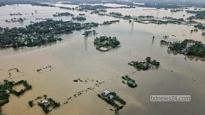 ডুবেছে বাঁশখালী