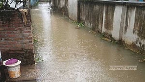 চুয়াডাঙ্গায় ১৬৭ মিলিমিটার বৃষ্টি, প্লাবিত নিচু এলাকা