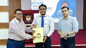 এআই-ফার্স্ট স্টার্টআপ গঠনের অভিজ্ঞতা নিয়ে সিআইইউতে সেমিনার