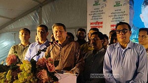 এই সরকারের সময়েই ঢাকা-চট্টগ্রাম মহাসড়ক ১০ লেন: গণপূর্তমন্ত্রী