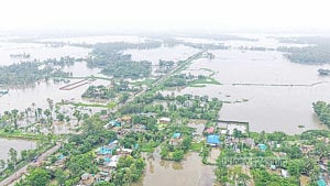 বন্যা: কক্সবাজারে ৩ লাখ মানুষ পানিবন্দি, স্রোতে ভেসে শিশুর মৃত্যু