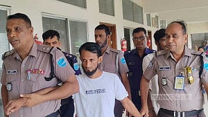 ফরিদপুরে স্কুল ছাত্রীকে ধর্ষণের দায়ে যুবকের যাবজ্জীবন