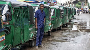 Gas shortage chokes CNG pumps