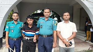 গাজীপুরে হাতকড়া খুলে পালানো আসামি ময়মনসিংহে গ্রেপ্তার