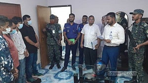 গোপালগঞ্জে আবাসিক হোটেল থেকে আটক নারীসহ ১১ জনকে জেল-জরিমানা
