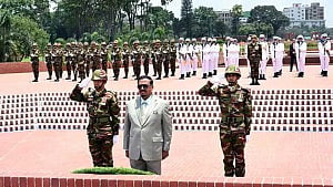 জাতীয় স্মৃতিসৌধে ভারপ্রাপ্ত রাষ্ট্রপতির শ্রদ্ধা