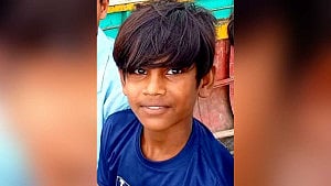 ঝালকাঠির ভাসমান পেয়ারা বাজারে খালে ডুবে নিখোঁজ কিশোরের লাশ উদ্ধার