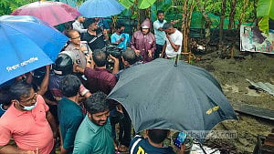 স্বামীর উপর রেগে থানায় গিয়ে ৪ মাস আগের হত্যার কথা জানালেন স্ত্রী