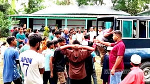 কুষ্টিয়ায় মাদ্রাসা ছাত্রকে ধর্ষণের অভিযোগে শিক্ষক কারাগারে