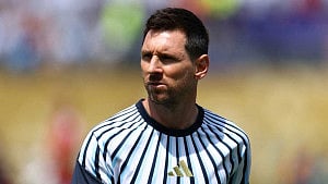 ফাইনাল শেষে রোসারিওর বাড়িতে মেসি