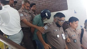ঢাকায় স্ত্রী হত্যায় স্বামীর ফাঁসির রায়