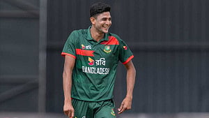 মাশরাফির ২০ রুবেলের ১৩ বছর পুরোনো রেকর্ড এখন নাহিদের