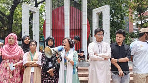বন্যা-জলাবদ্ধতায় এইচএসসি পরীক্ষা স্থগিতের দাবি