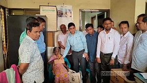 ‘টাকা দিতে অস্বীকৃতি’, মারধরের পর ২০ বছর রেলস্টেশনে কাটানো পরিচ্ছন্নতাকর্মীর মৃত্যু