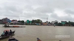 নেত্রকোণায় উপদাখালি নদীর পানি বিপৎসীমা ছুঁয়েছে