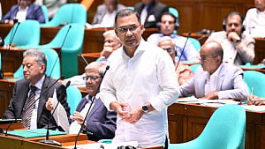 মুক্তিযোদ্ধা ও শহীদের তালিকা প্রণয়নে রাজনীতি হয়েছে: সংসদে প্রধানমন্ত্রী