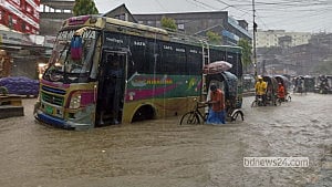 Record rain deluges Chattogram