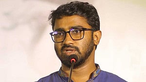 প্রধানমন্ত্রী রাজনৈতিক সহকারী হলেন রাশেদ খাঁন