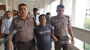 ঘুষসহ ধরা পড়া বেবিচক কর্মকর্তা রাশেদের ৫ বছরের কারাদণ্ড
