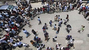 Students demand education minister's resignation