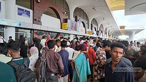 শাহজালাল বিমানবন্দর: ক্যানোপির বিশৃঙ্খলা ঠেকাবে কে?