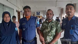 টাঙ্গাইলে তিনজনকে হত্যার দায়ে দুজনের মৃত্যুদণ্ড