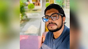 বুয়েট ছাত্র সানির মৃত্যু:  কর্মকর্তা বদলায় বারবার, তদন্ত শেষ হয় না