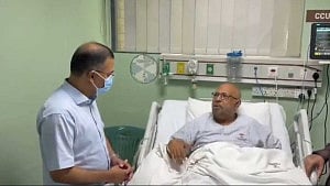 বিএনপির মিডিয়া সেলের আহ্বায়ক পাভেলকে দেখতে হাসপাতালে প্রধানমন্ত্রী