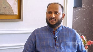 জেলায় ভালো হাসপাতাল না হলে ঢাকায় চাপ কমবে না: নিজামুদ্দিন হাসান রশিদ
