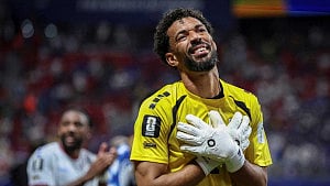 ফিফার বর্ষসেরা একাদশে আছেন যারা