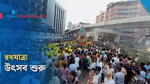 রাজধানীতে রথযাত্রায় মানুষের ঢল