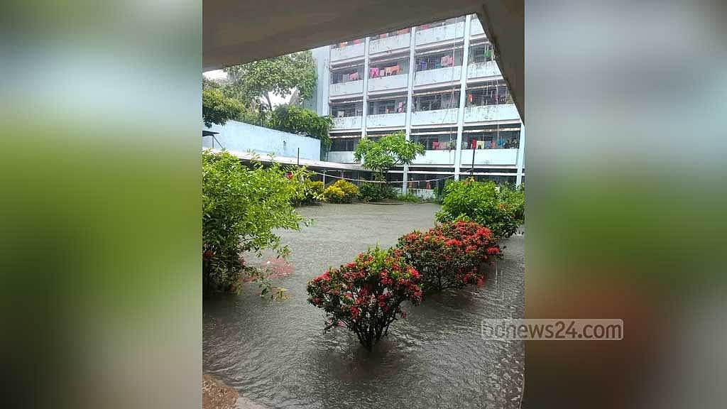 কুয়েত-মৈত্রী হল।