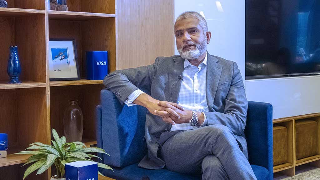 Cashless Bangladesh still a long way off: Visa