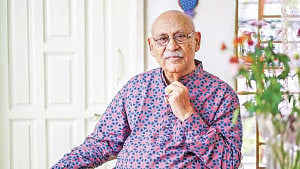 বাবা তো বাবাই, কোনো কিছুর সঙ্গে তুলনা চলে না: বাবা দিবসে আবুল হায়াত