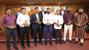 ‘অ্যাগ্রো-ইন্ডাস্ট্রি মিডিয়া পুরস্কার’ পেলেন ৭ সাংবাদিক