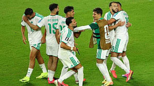 পিছিয়ে পড়েও জর্ডানকে হারাল আলজেরিয়া