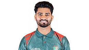 যে কারণে এইচপি দলে আলিস-বর্ষণ