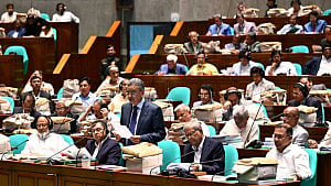 সর্বজনীন শিক্ষা ও স্বাস্থ্যসহ বাজেটে দশ অগ্রাধিকার