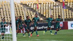 Late own goal sends Bangladesh into SAFF final