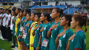 ‘বাংলাদেশ চাপ সামাল দিতে পারেনি’, মনে করেন ভারত কোচ