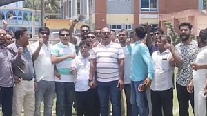 তোফায়েলের জানাজার আগে ভোলায় ছাত্রদল-যুবদলের বিক্ষোভ
