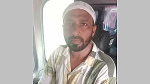 মৌচাকে স্বেচ্ছাসেবক দলের সাবেক নেতাকে ছুরিকাঘাতে হত্যা