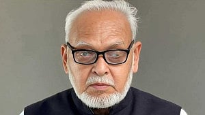 বগুড়ার ভাষা সৈনিক ডা. মকবুল হোসেন মারা গেছেন