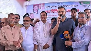 খেলাধুলার মাধ্যমে নতুন প্রজন্মকে মাদকমুক্ত রাখা সম্ভব: প্রতিমন্ত্রী আমিনুল